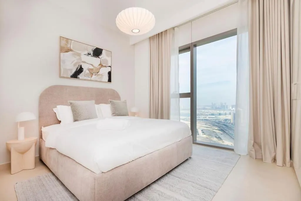 Beautiful View, Modern Residence By Chi Living Dubai Apartment